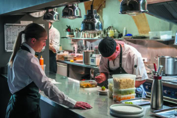 Blick in die Küche im »Ertlio Namas« in Vilnius.