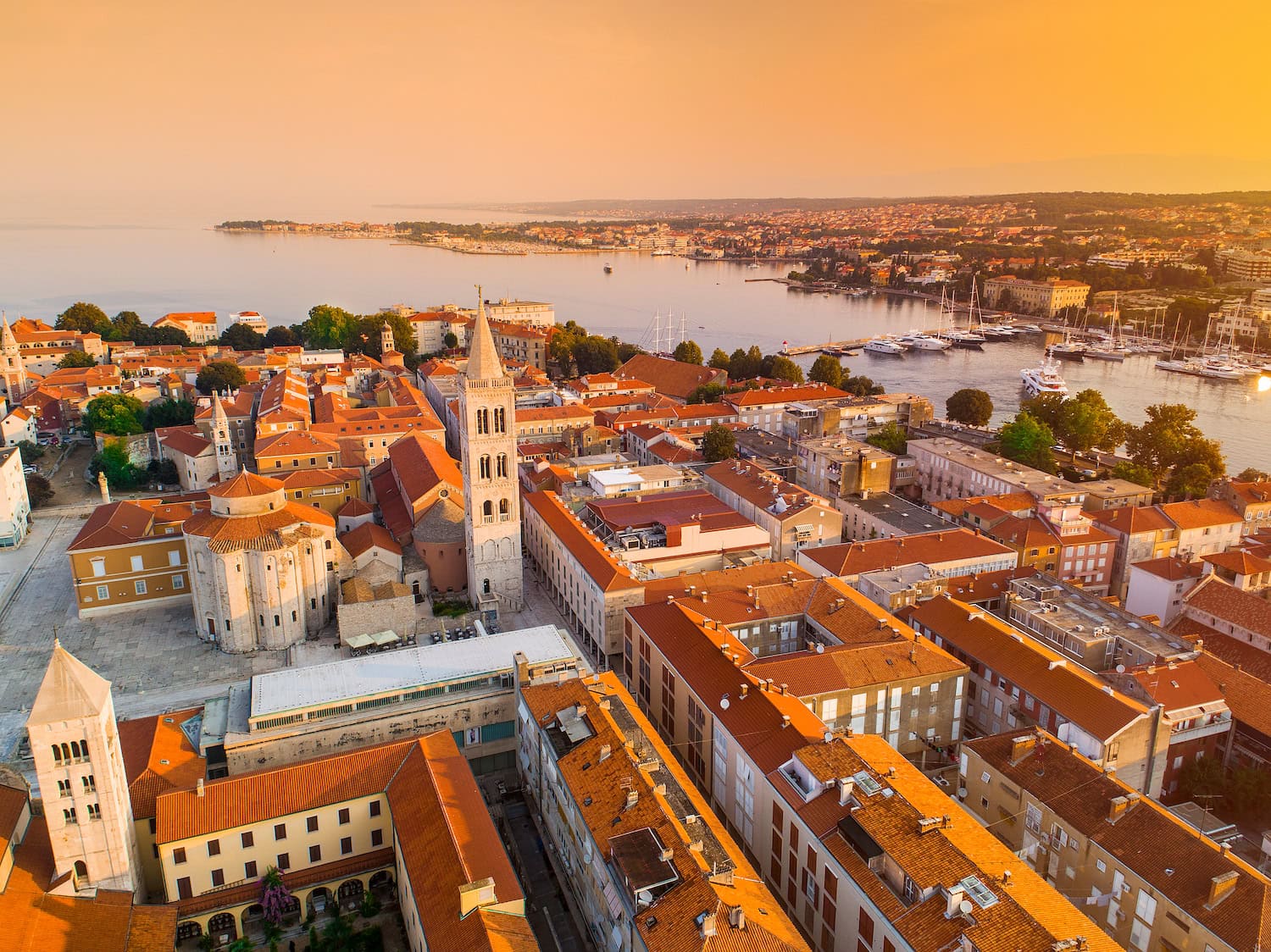 Zadar-entdecken-Highlights-zwischen-Altstadt-und-Adria