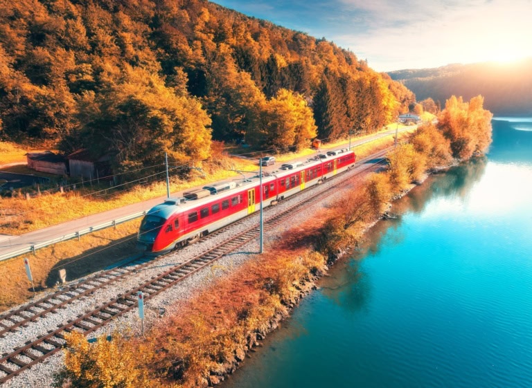 Mit dem Zug durch Slowenien: Diese 5 Strecken haben besonderen Charme
