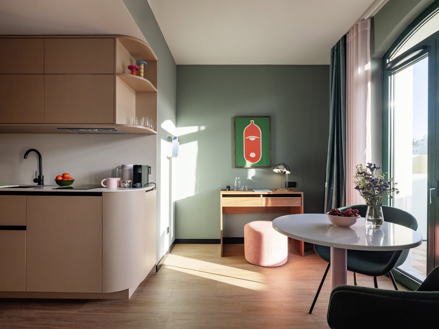 Küchenzeile im Numa Lissabon Anjos