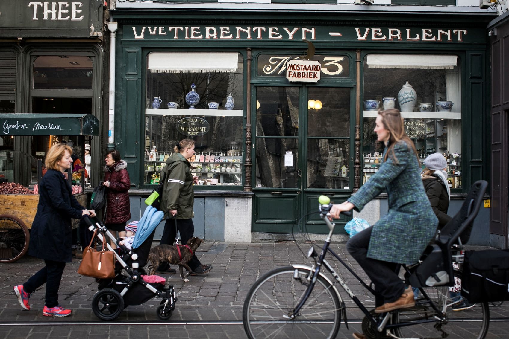Tierenteyn mustard Shop in Gent von außen