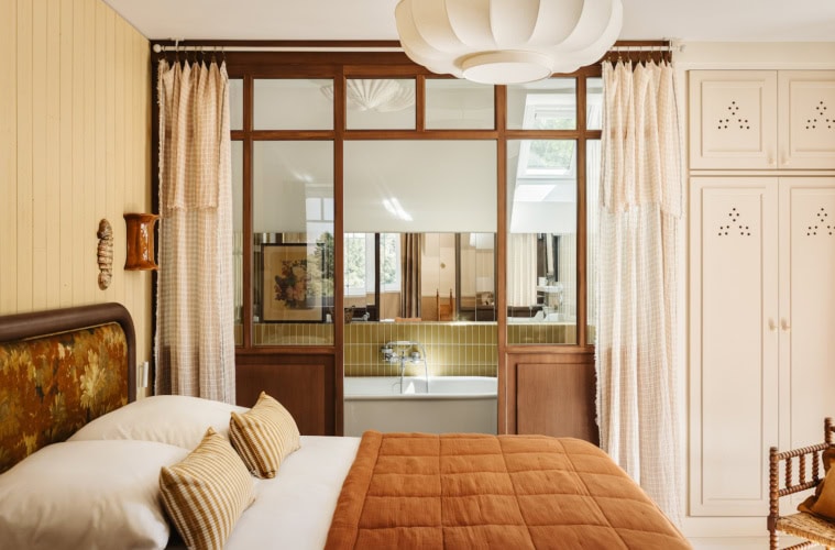 Zimmer im Maison Roz, einem Luxus-Ferienhaus in der Bretagne