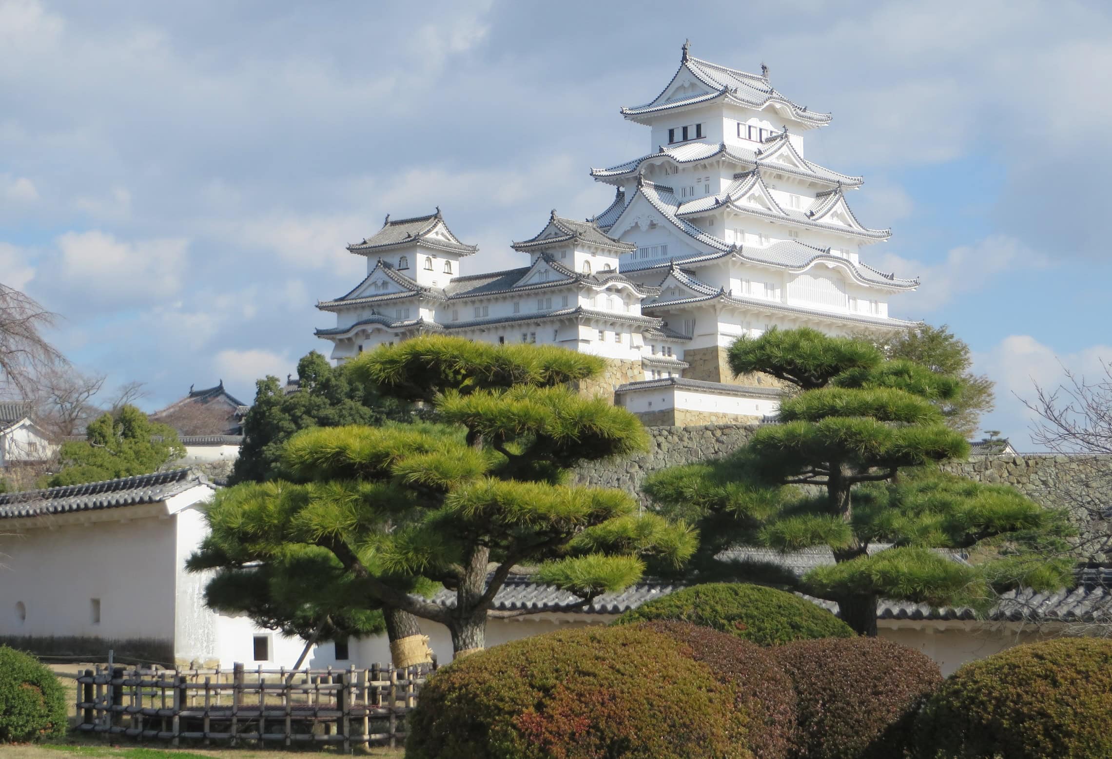 Die weltberühmte Burg Himeji-jō ist seit 1993 Unesco-Welterbe.