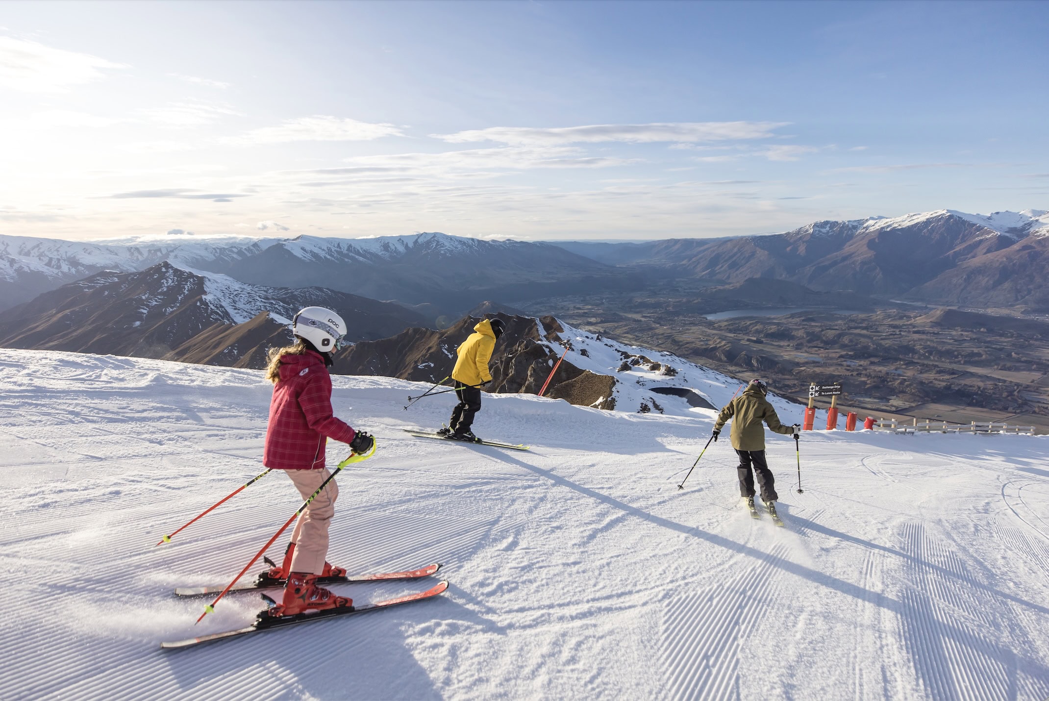 Skifahrer am Coronet Peak in Neuseeland.