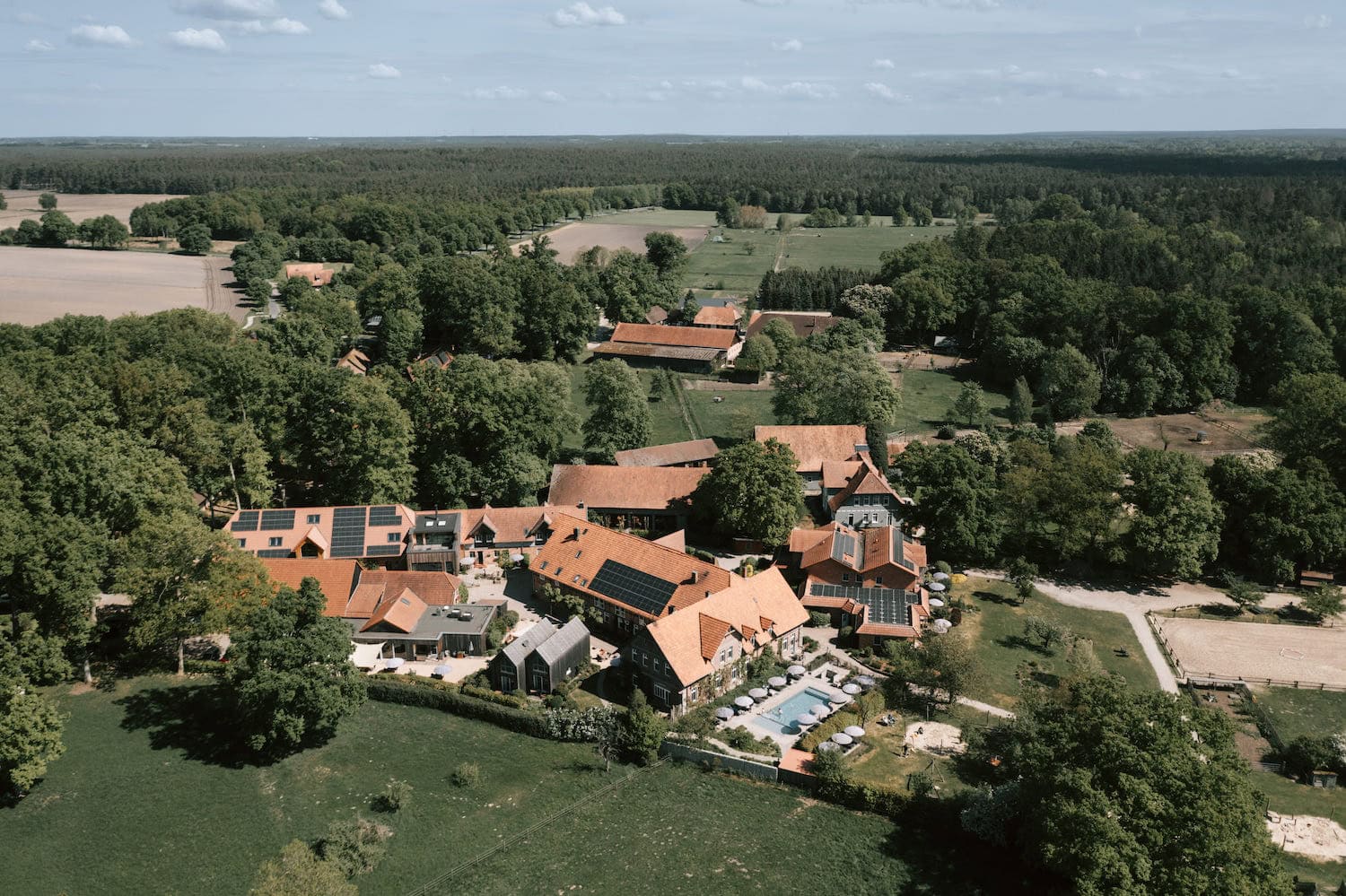 Hofgut Landhaus Averbeck von oben