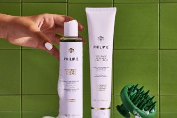 Haircare Set von Philipp B. in der Dusche