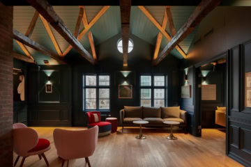 Chill Area im Iceland Parliament Hotel in Island