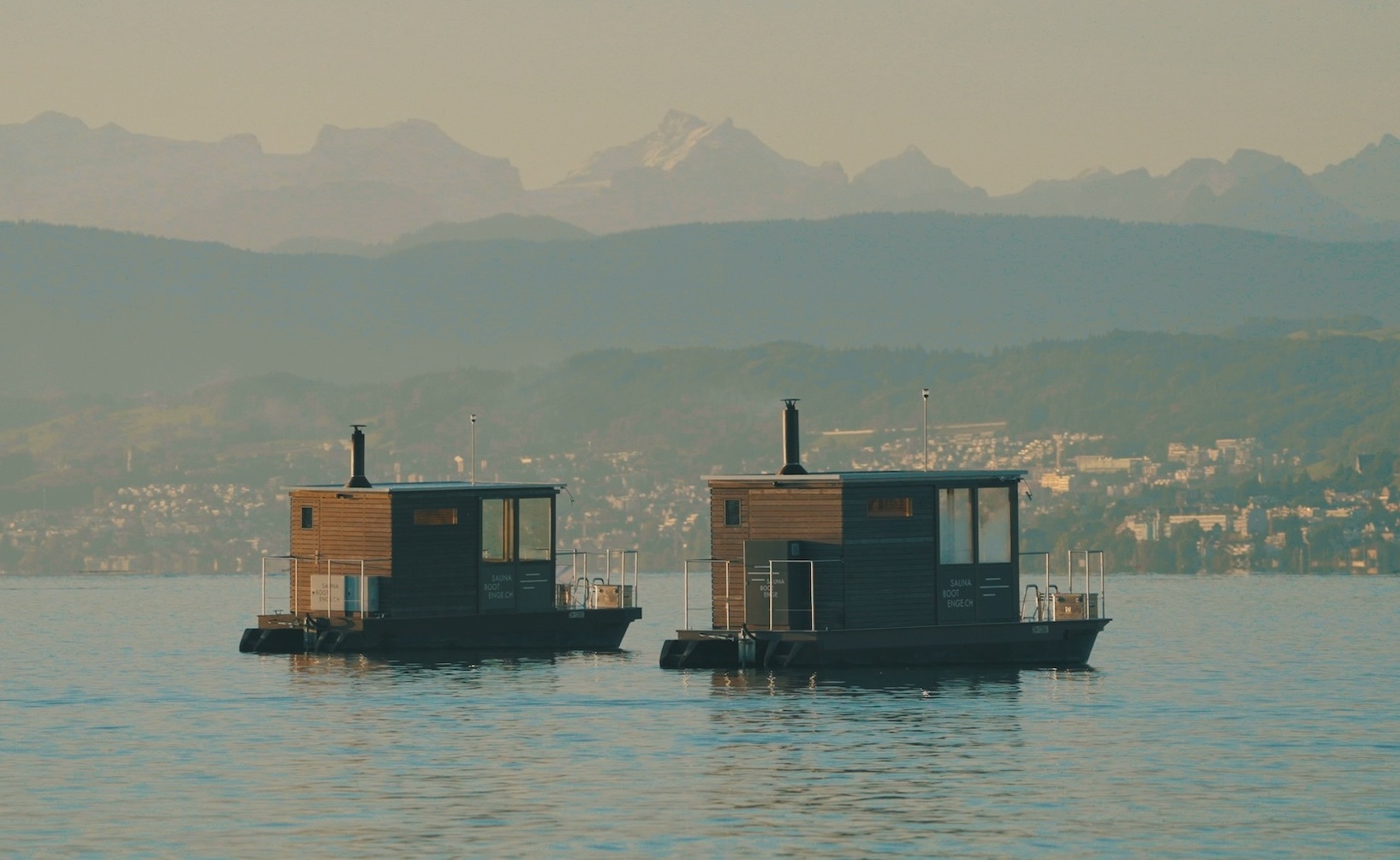 Saunaboote in Zürich.