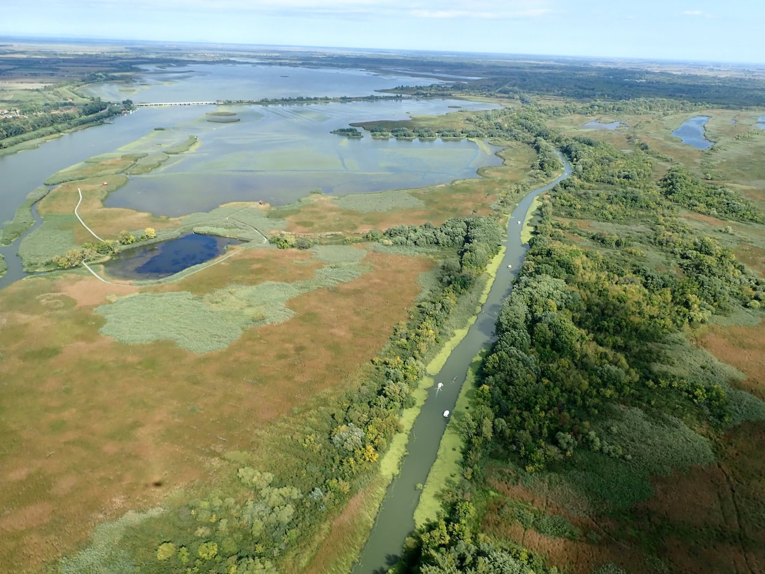 Hausboot von Riverly im Norden Ungarns
