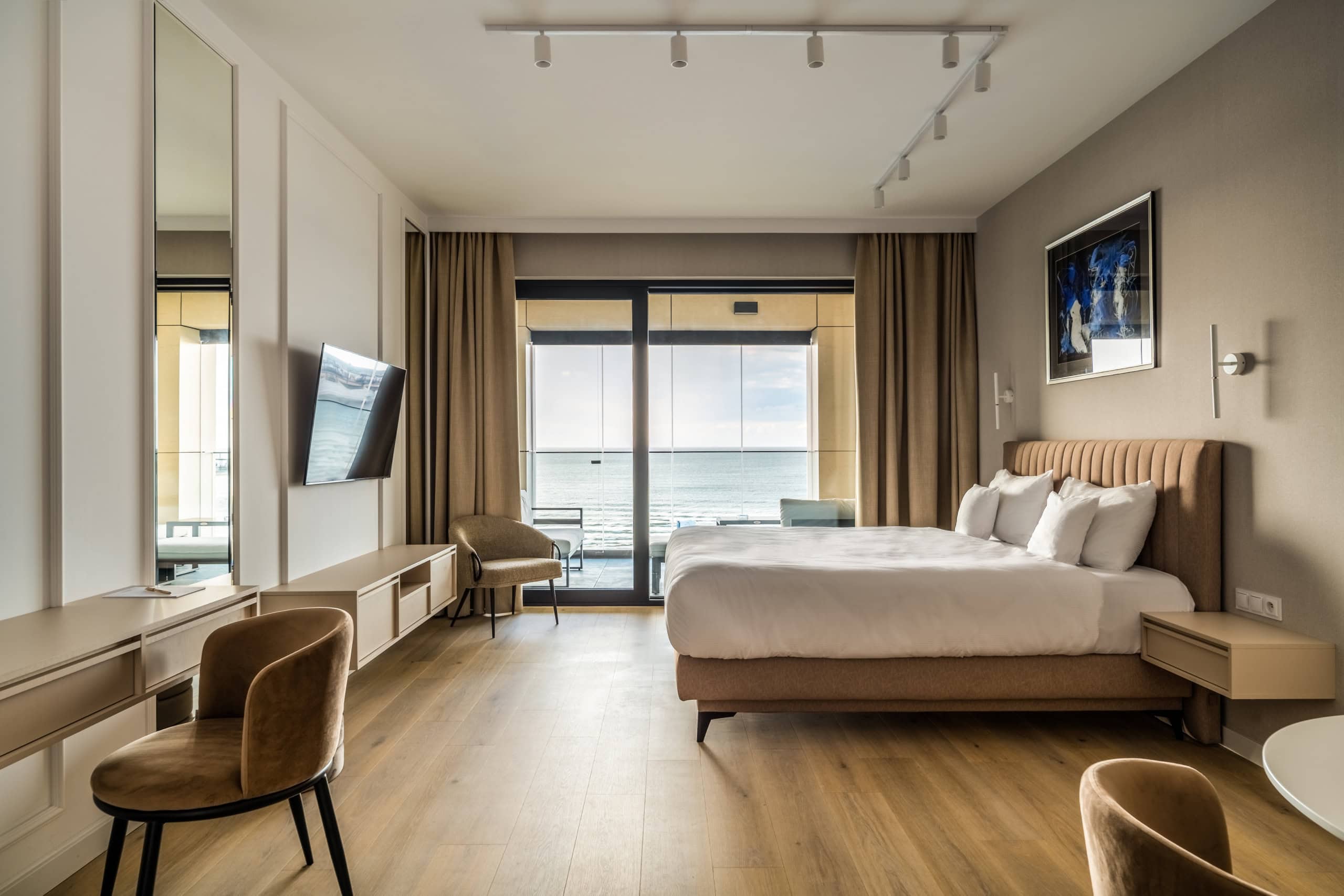 Ein Zimmer mit Meerblick im Baltic View Resort & Spa.