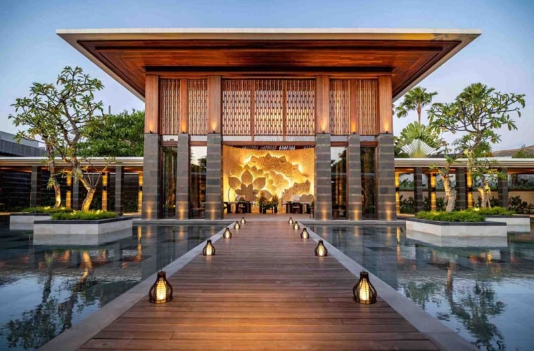 Ankunftspavillon des Hotels Regent Bali Canggu