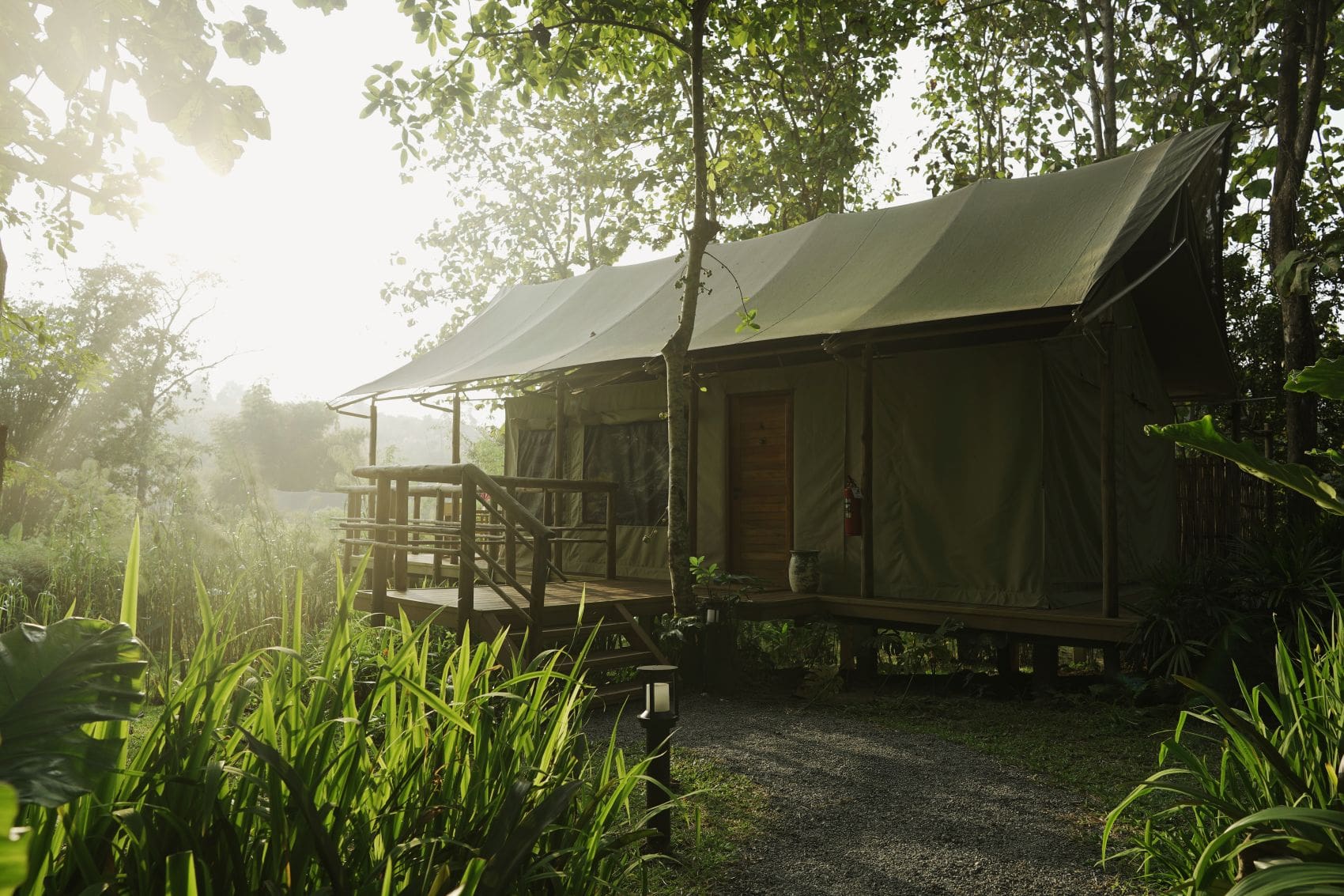 Außenansicht einer Unterkunft im Visama Explorer, Nan, Thailand