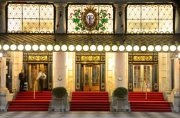 Eingang des Plaza Hotel in New York