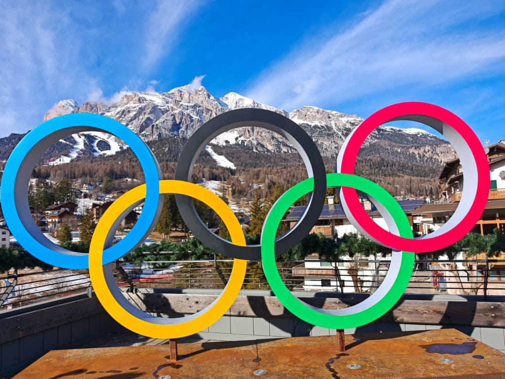 Olympische Ringe in Cortina d’Ampezzo, Italien