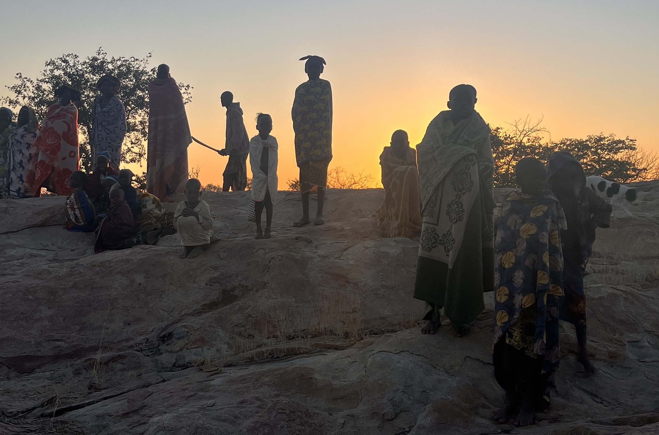 Kuvale an unserem Zeltplatz in Angola.
