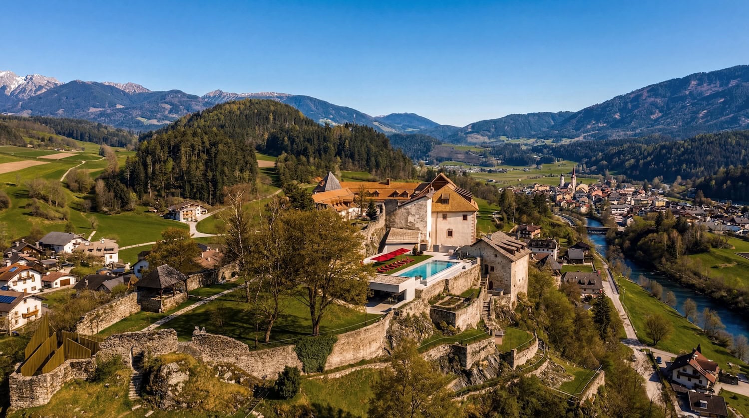Castel Badia: Herbst im Klosterschloss