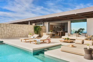 Pool in einer der Villen im Royal Hideaway Corales Villas auf Teneriffa.
