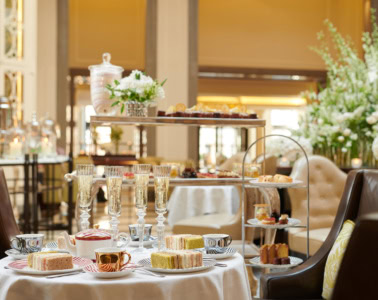 Afternoon Team im Corinthia London