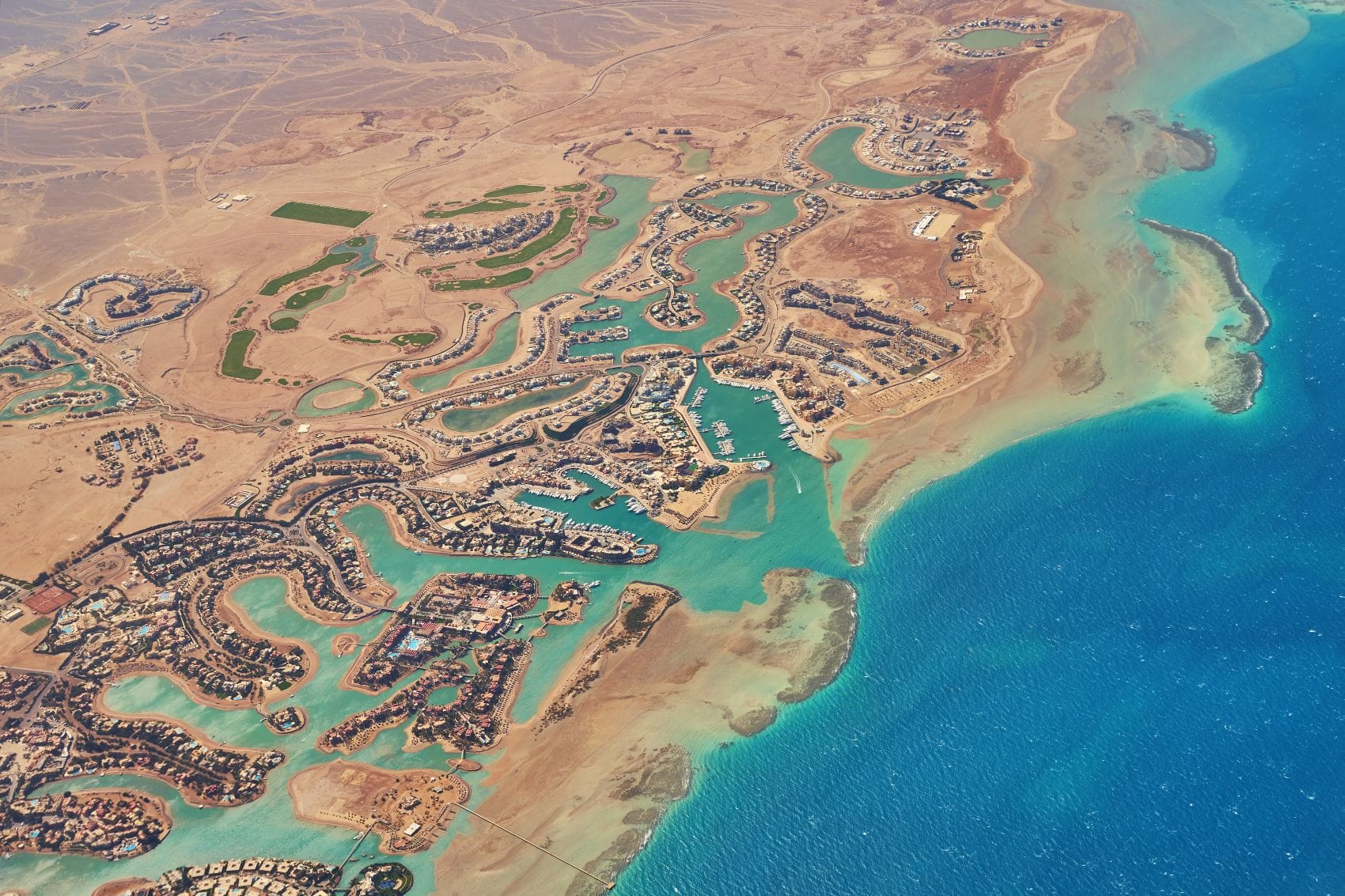 Luftaufnahme von El Gouna am Roten Meer 
