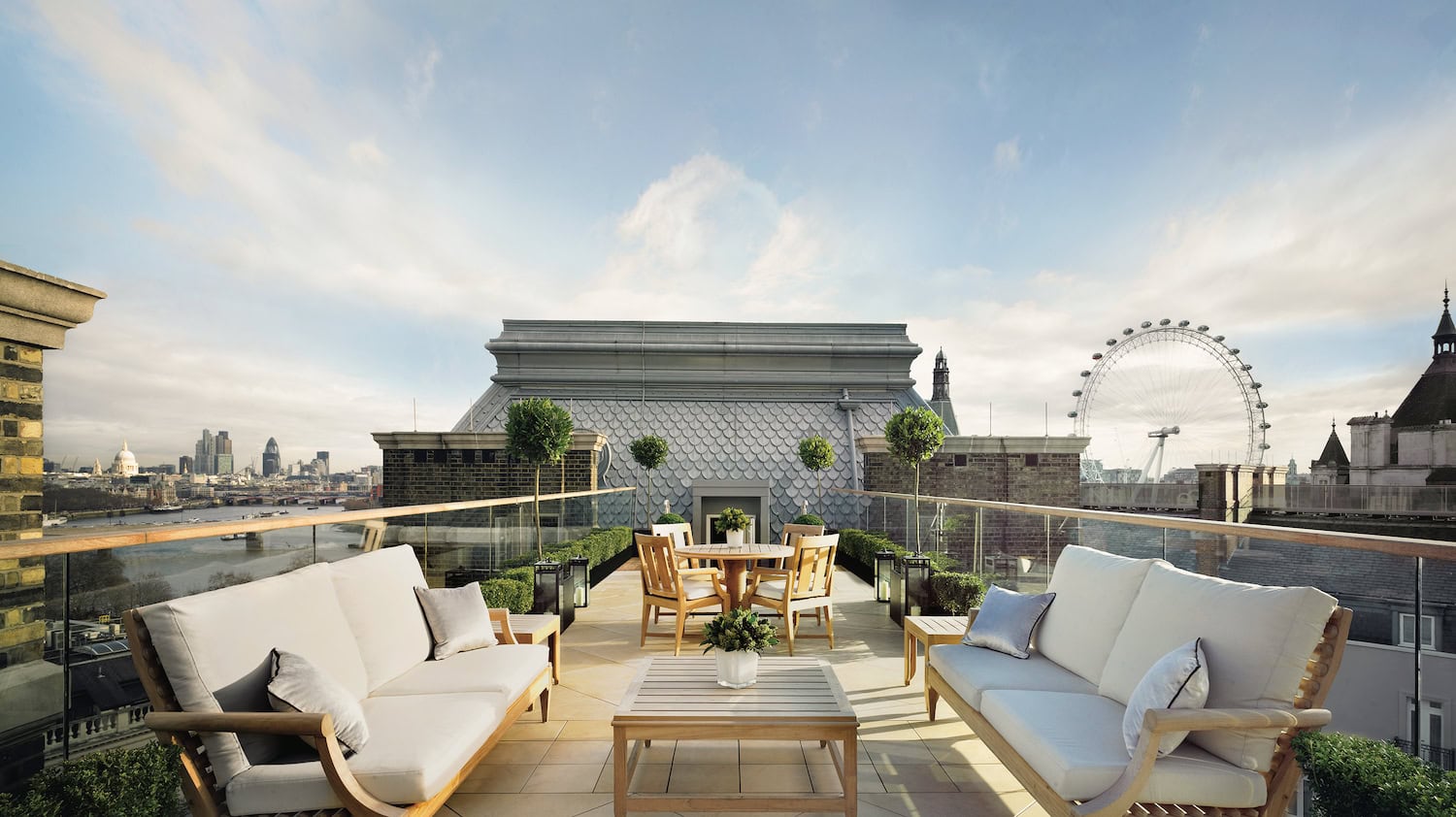Dachterrasse des Corinthia London