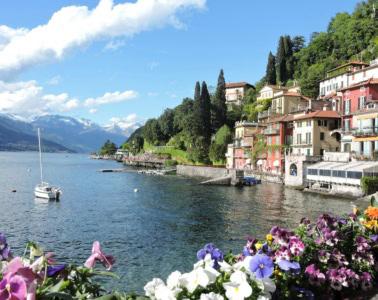 Varenna am Ufer des Comer Sees in Italien