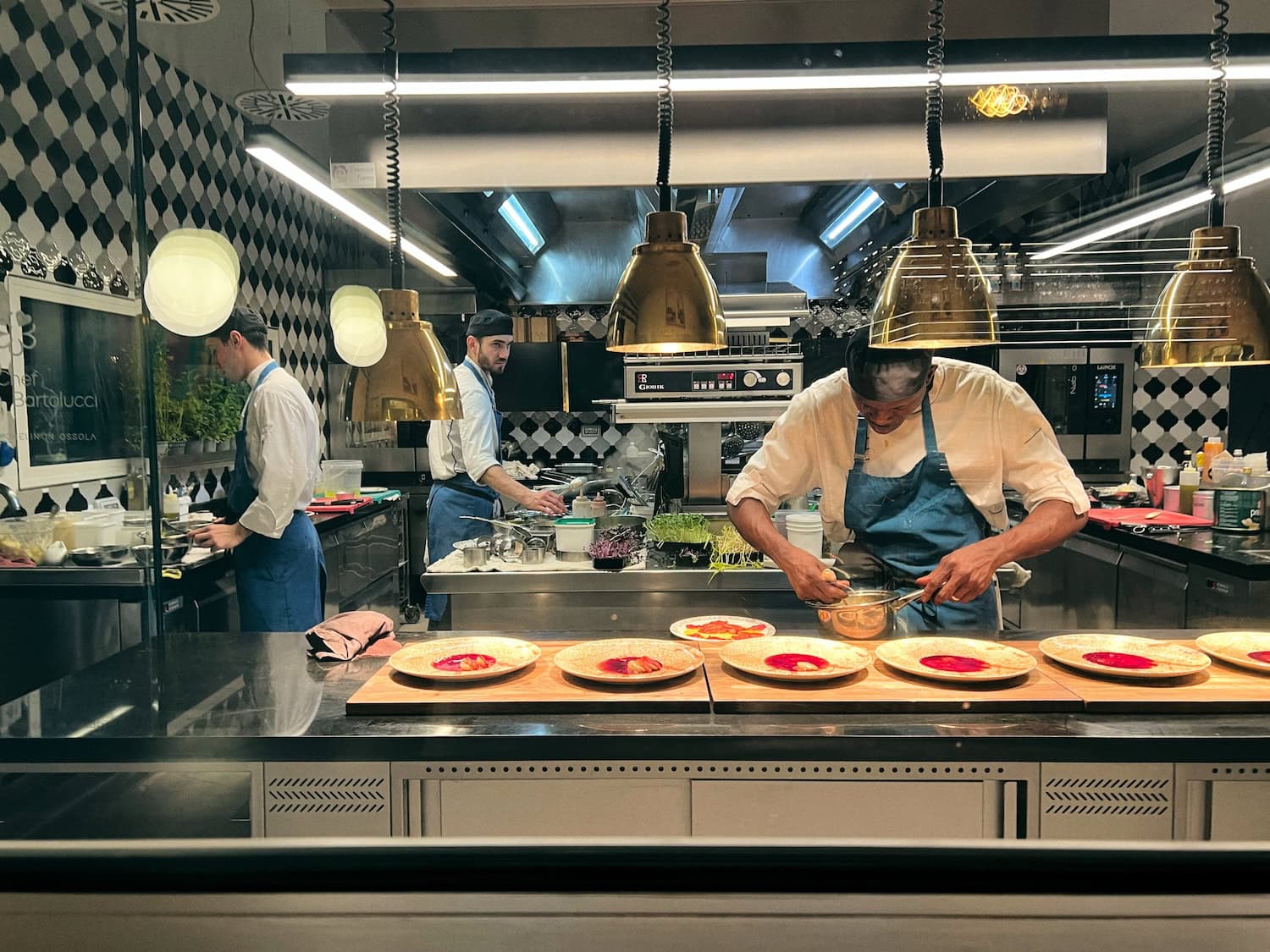 Küche im Eurossola an den Seen in Italien