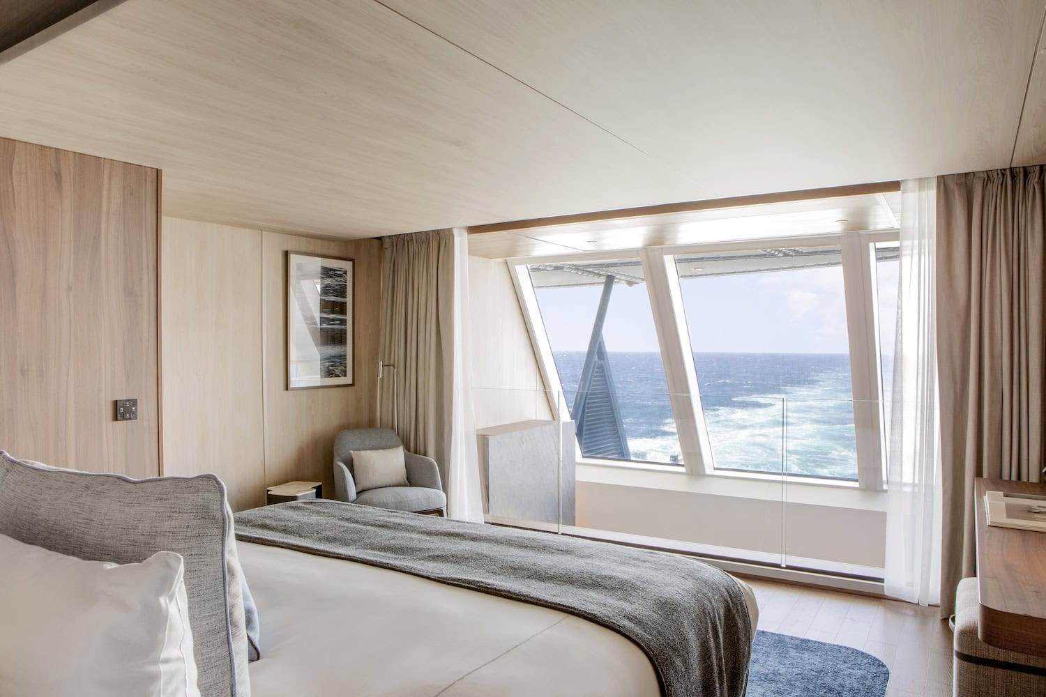 Kabine im Schiff Le Commandant Charcot auf einer Luxus-Kreuzfahrt