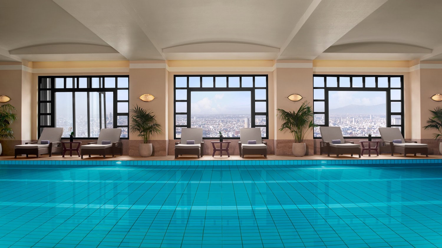 Pool im The Ritz-Carlton Tokyo