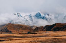 Kirgisistan Panorama mit Bergen
