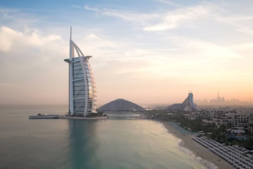 Panoramablick auf das Burj Al Arab in Dubai