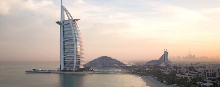 Panoramablick auf das Burj Al Arab in Dubai