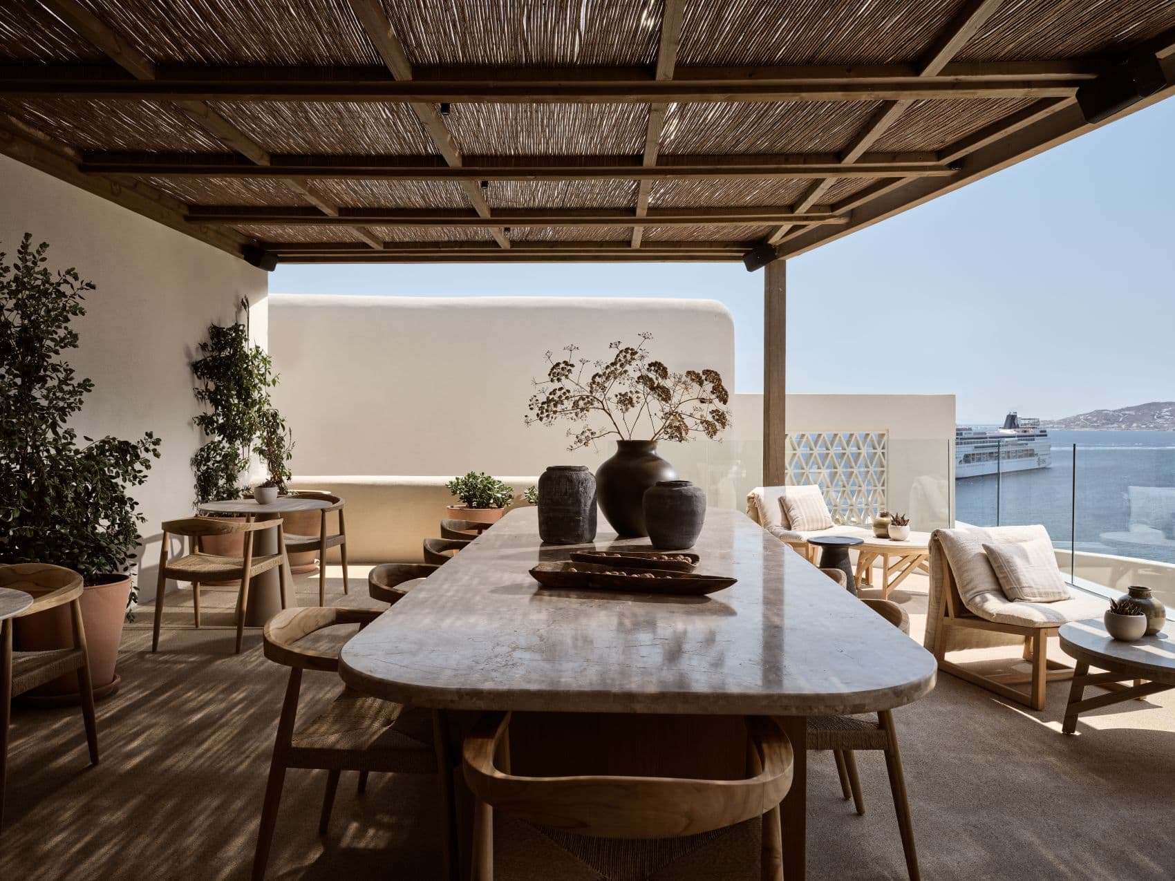 Restaurant-Terrasse im Omeon Mykonos 