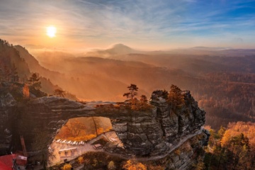 Blick auf das Prebischtor (tschechisch: Pravčická brána) im Nationalpark Böhmische Schweiz