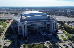 uftaufnahme des NRG Stadium in Houston, Texas. Die Arena ist einer der Spielorte der Fußball-Weltmeisterschaft 2026 und Austragungsort des ersten Deutschland-Spiels.
