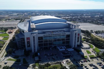 uftaufnahme des NRG Stadium in Houston, Texas. Die Arena ist einer der Spielorte der Fußball-Weltmeisterschaft 2026 und Austragungsort des ersten Deutschland-Spiels.