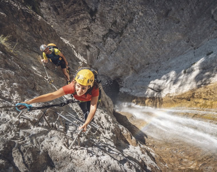 Klettersteig Signora delle Acque am Wasserfall Rio Ruzza in Garda Trentino