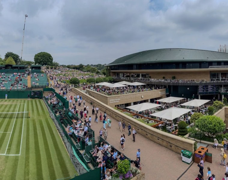 Blick auf die Anlage in Wimbledon, zu sehen ist auch der Walled Garden Food Market