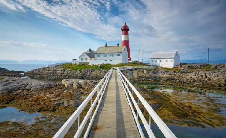 Übernachten im Leuchtturm: 10 traumhafte Adressen an Norwegens Küste