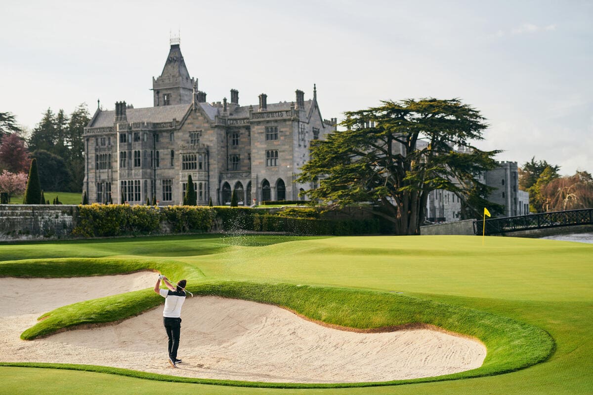 Golfplatz vor dem Adare Manor in der Grafschaft Limerick