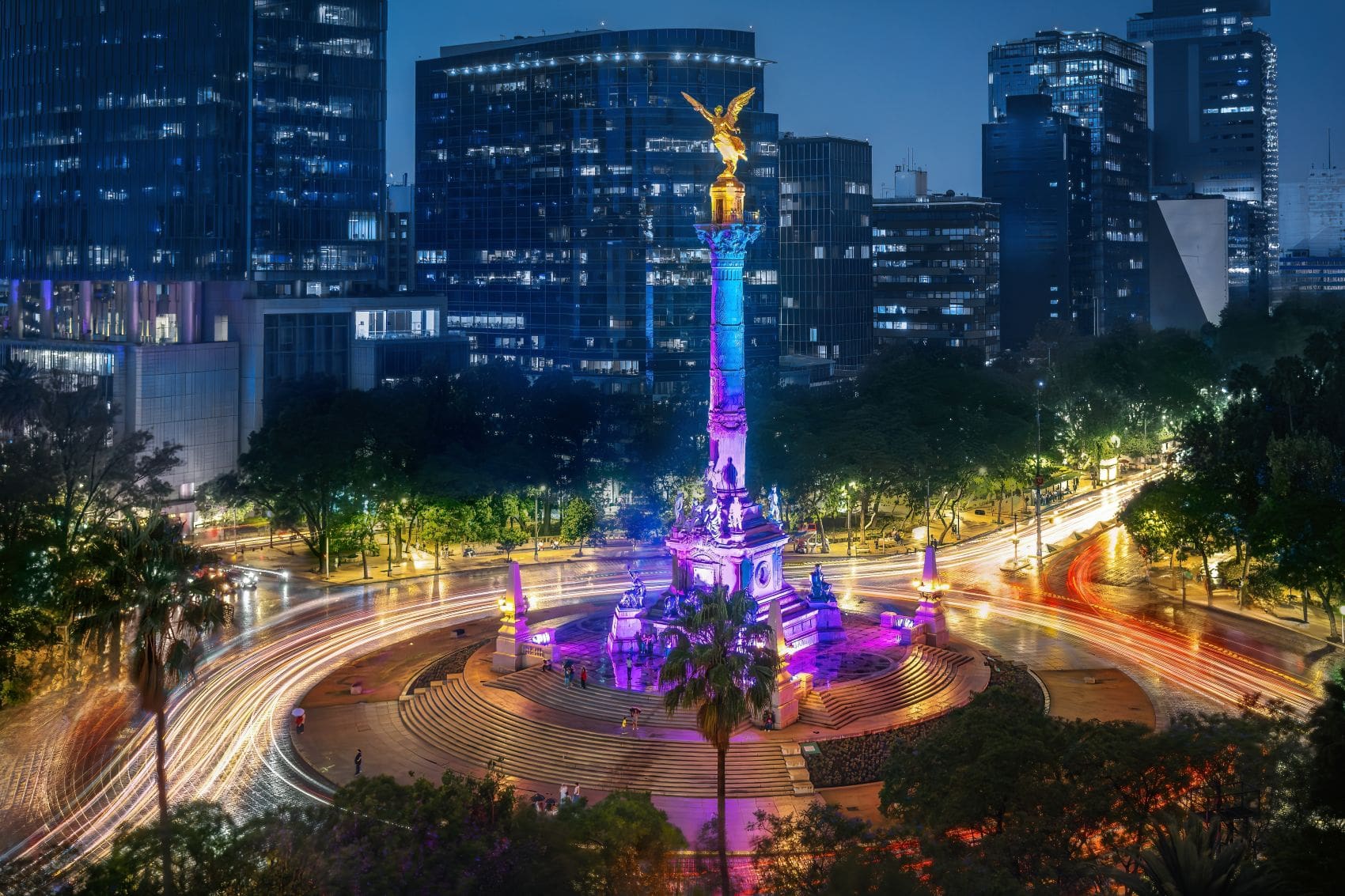 Ángel de la Independencia am Paseo de la Reforma bei Nacht in Mexiko-Stadt