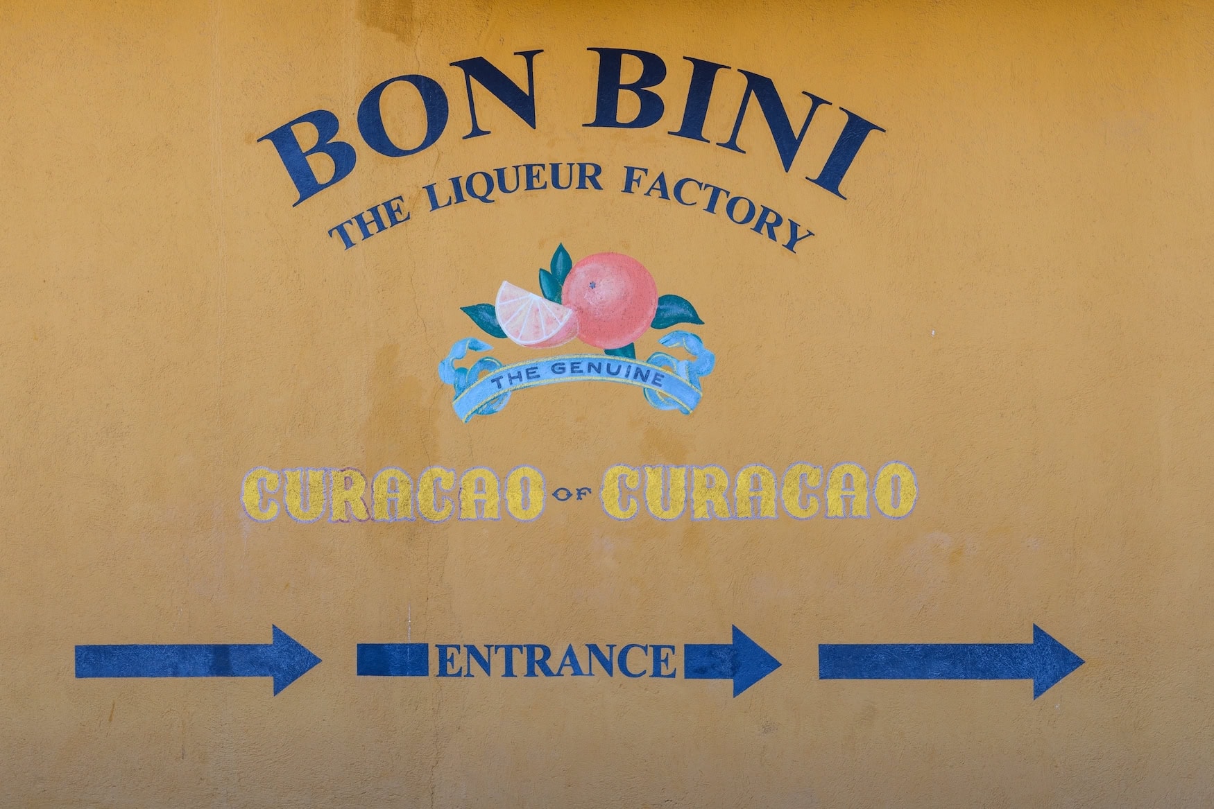 Eingang der Curaçao Liqueur Distillery