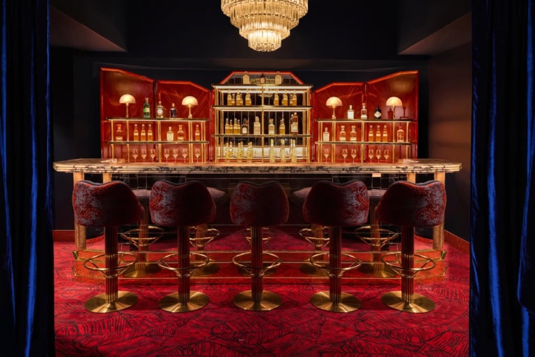 Neu in Paris: Ein verrücktes Hotel und zwei legendäre Comebacks