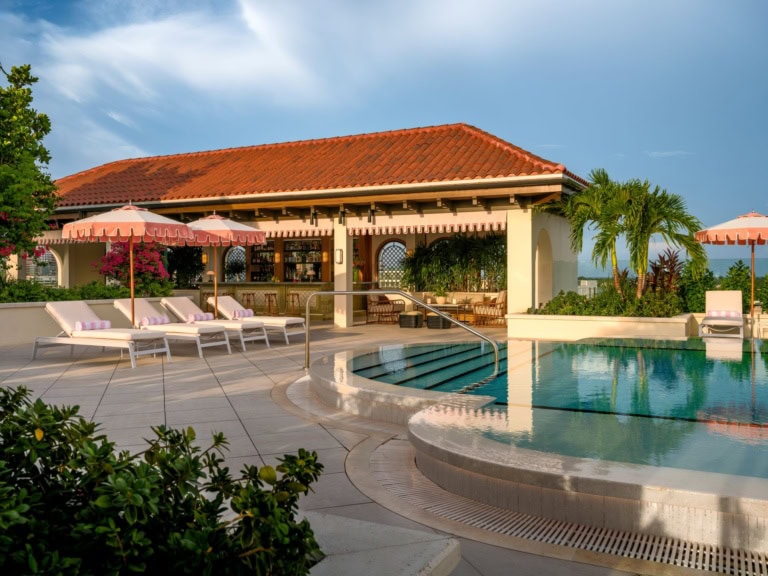 The Nora Hotel: New Yorker Luxus in Floridas West Palm Beach