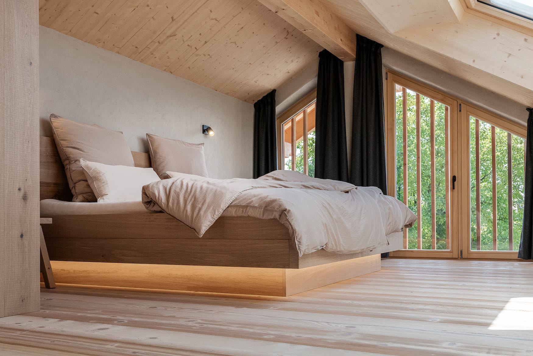 Innenansicht eines Zimmer in den Apartments des Wolfeicherhof im Chiemgau