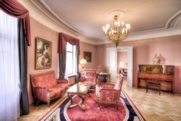 Hotels mit historisch-politischen Ereignissen: Das National Luxury Collection in Moskau
